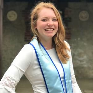 Meet your Posher, Emily